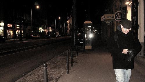 walkin-from-angol-est